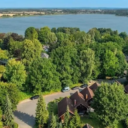 Zwischen See,wald Und Ferienhaus *